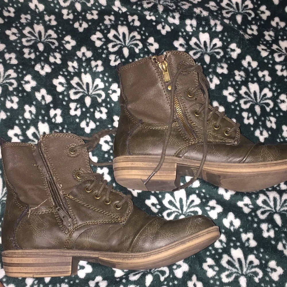 American rag combat boots